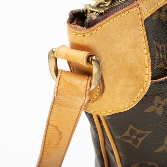 Louis Vuitton Monogram Canvas Odeon PM Shoulder Bag - Picture 10 of 15